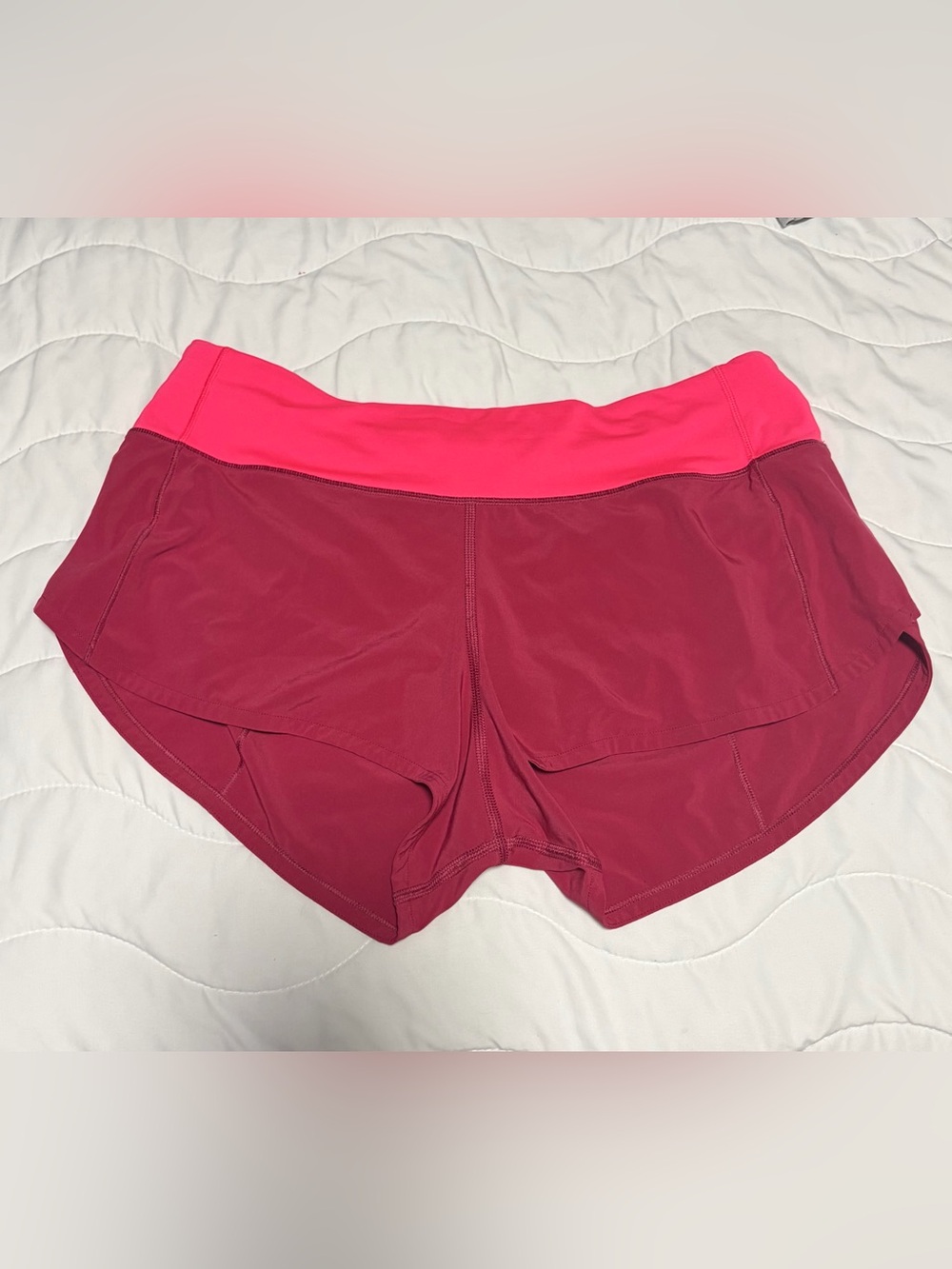 Lululemon Shorts Women’s 6 Mulled Wine Run Speed Up Lined Yoga Gym